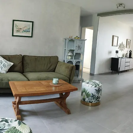 Hotel Le Petit Caboulot En Pleine Nature