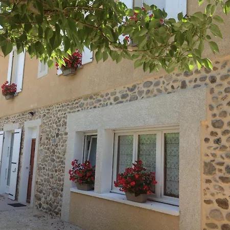 Le Petit Caboulot En Pleine Nature Vaumeilh